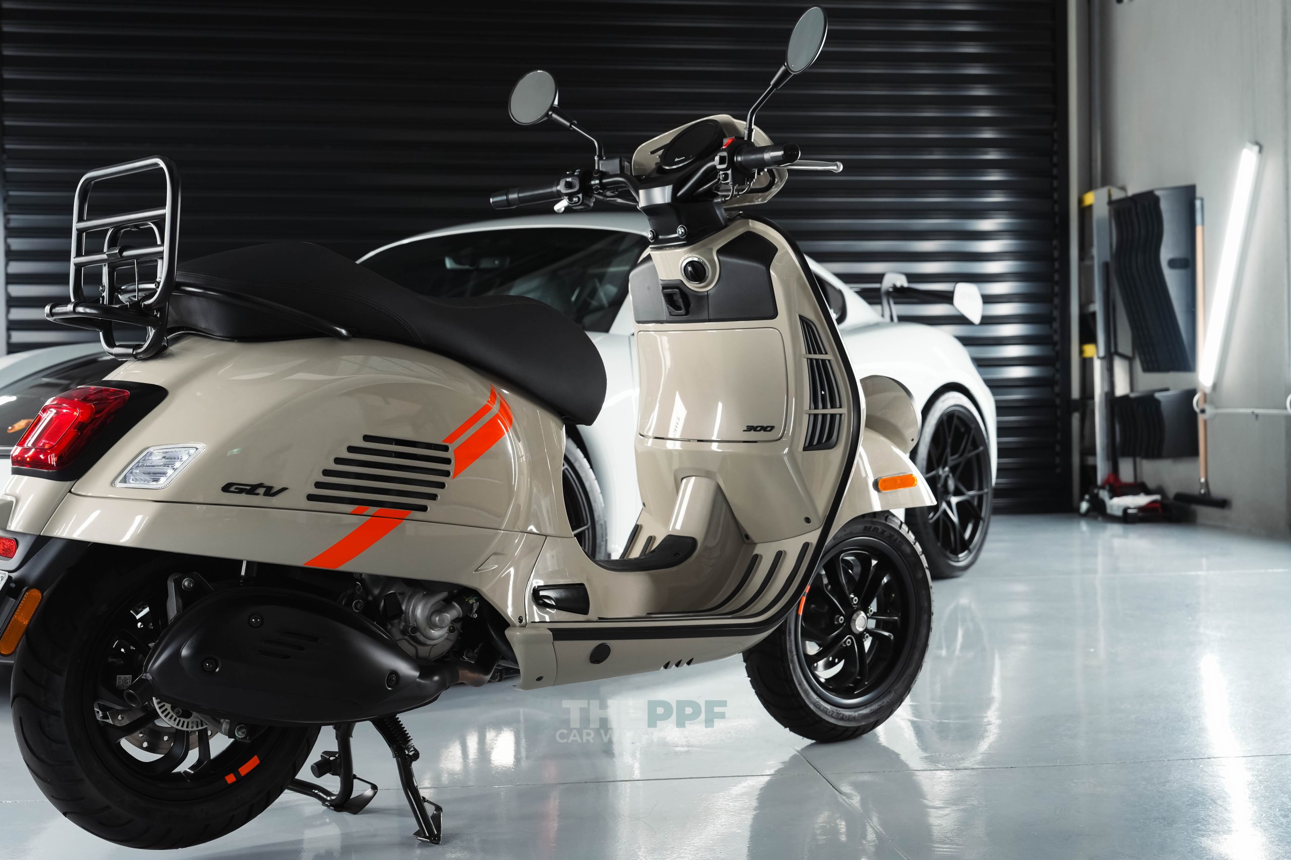 the ppf vespa gtv 300 motorbike paint protection film wrap auckland